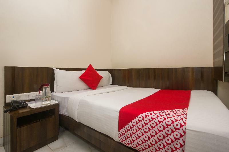 Oyo 8193 Hotel Pearl View Mumbai Exterior foto